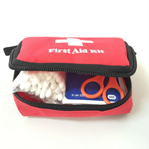 Wholesale portable outdoor waterproof nylon medical first aid kit