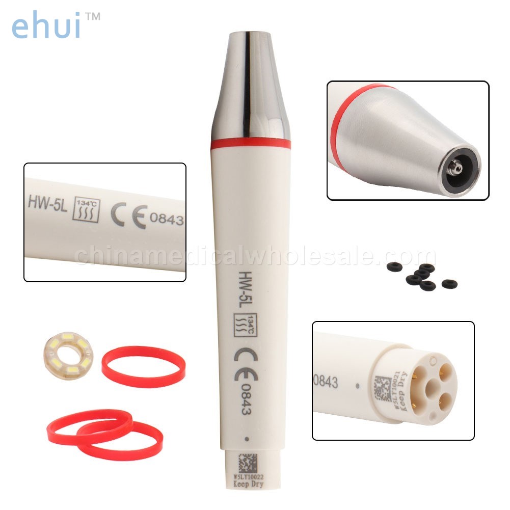 High temperature resistant handle with ultrasonic tooth cleaner