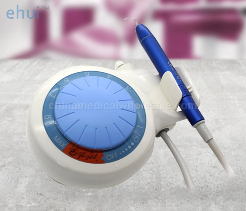 Heat dissipation portable dental scaler