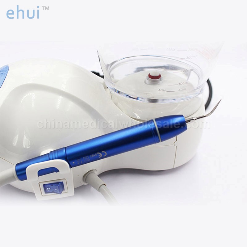 Ultrasonic veterinary canine ultrasonic tooth cleaner