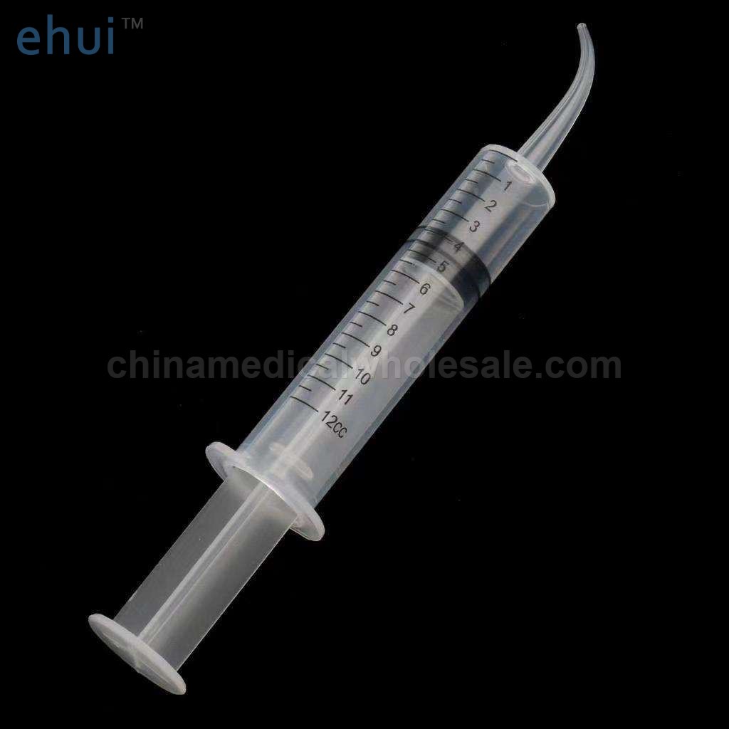 Disposable medical flushing elbow syringe