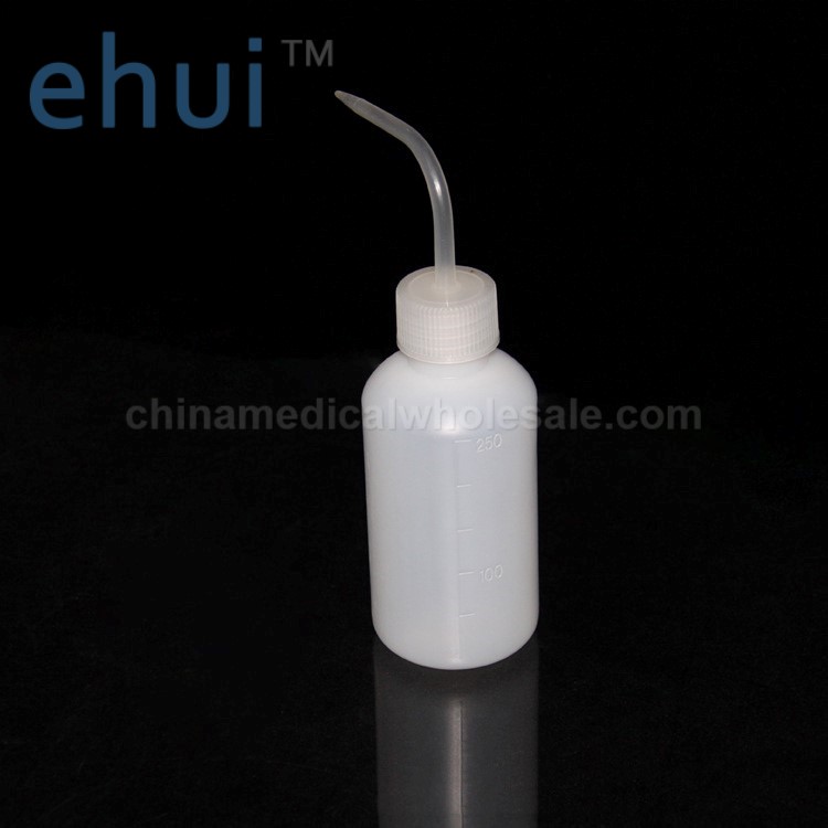 Plastic bottle washing laboratory rinsing bottle cleaning bottle elbow bottle washing