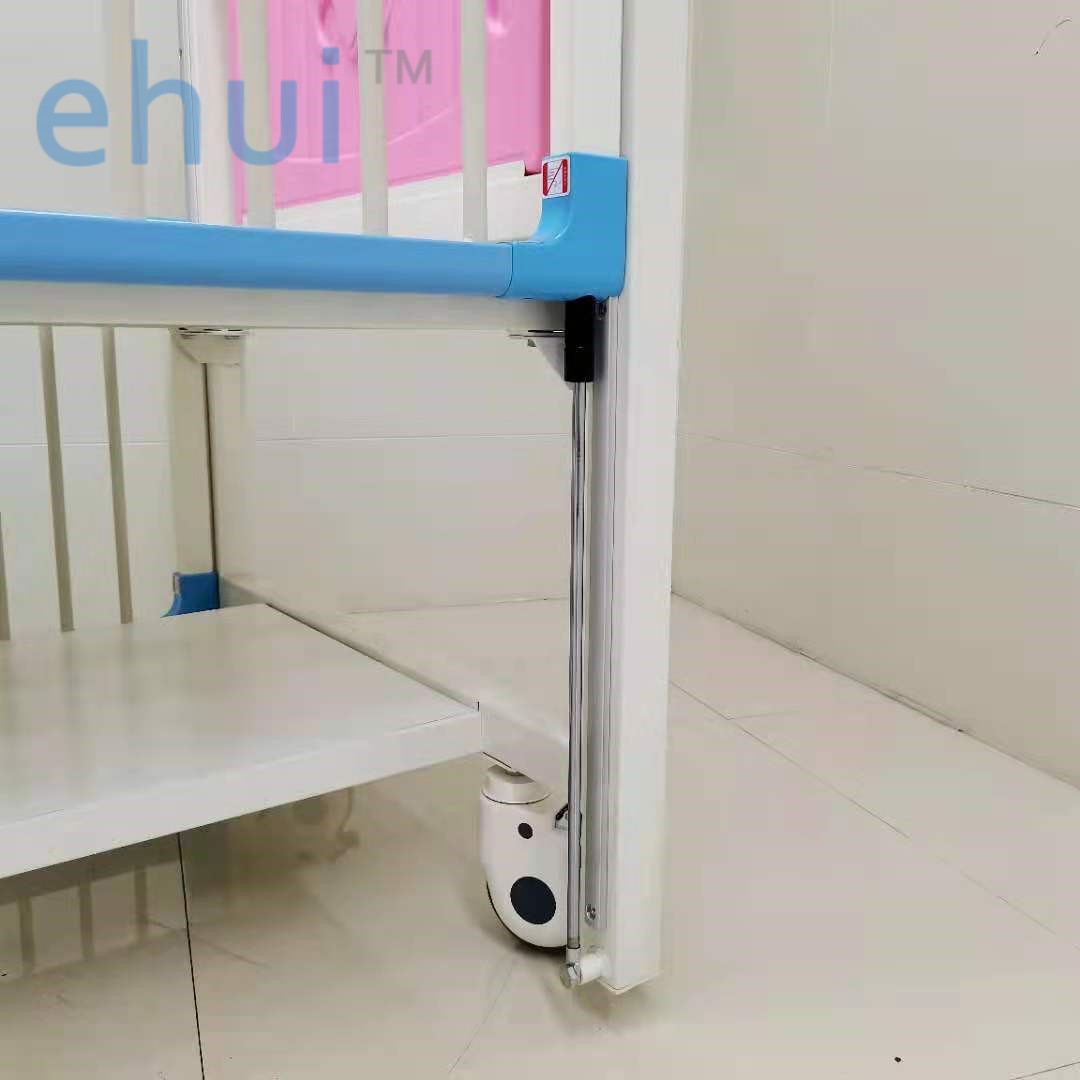 Pediatric nursing ward infusion bed double rocking with wheel nursing bed